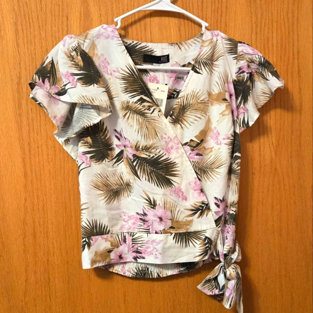 NWT KUT From The Kloth Tropical Top
